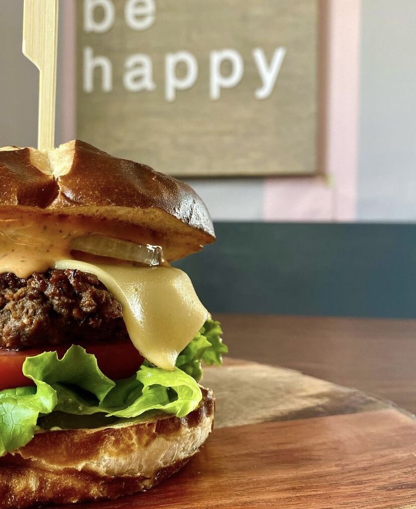 Happy Bakery burger